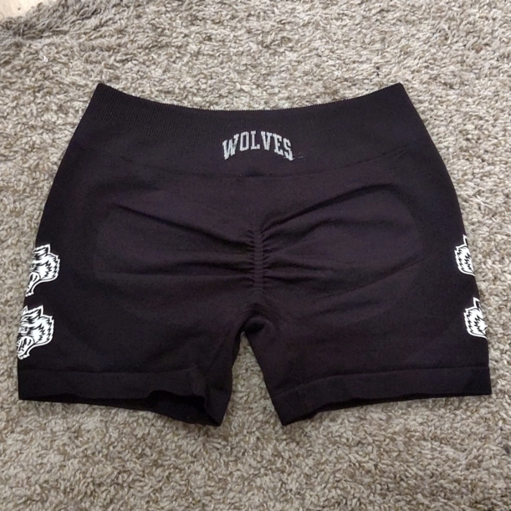 DARC SPORT KATYA SHORTS IN BLACK